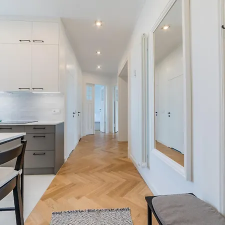 Kochanowskiego Luxury By Bookinghost Apartment *