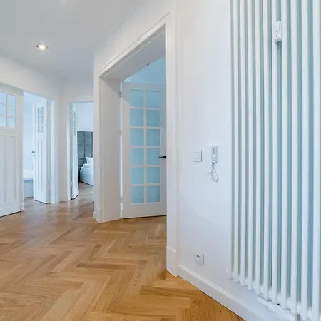 Kochanowskiego Luxury By Bookinghost *